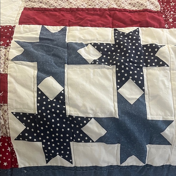 PIECED QUILT Patriotic Patchwork Quilt Sawtooth Stars AMERICANA - Picture 2 of 13